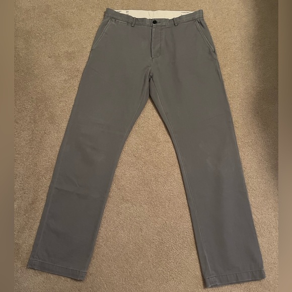 Men’s Gray Chino Pants By Club Monaco size 34/34 Kennedy Fit. - Picture 1 of 8
